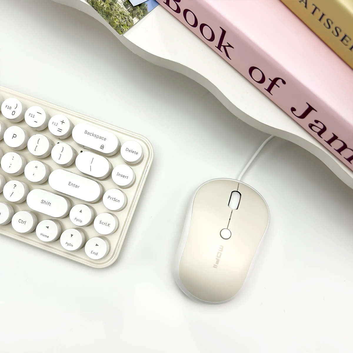 Wired Connection Minimalist Style Compact and Portable Easy to Connect Silent for Office M5 Mouse